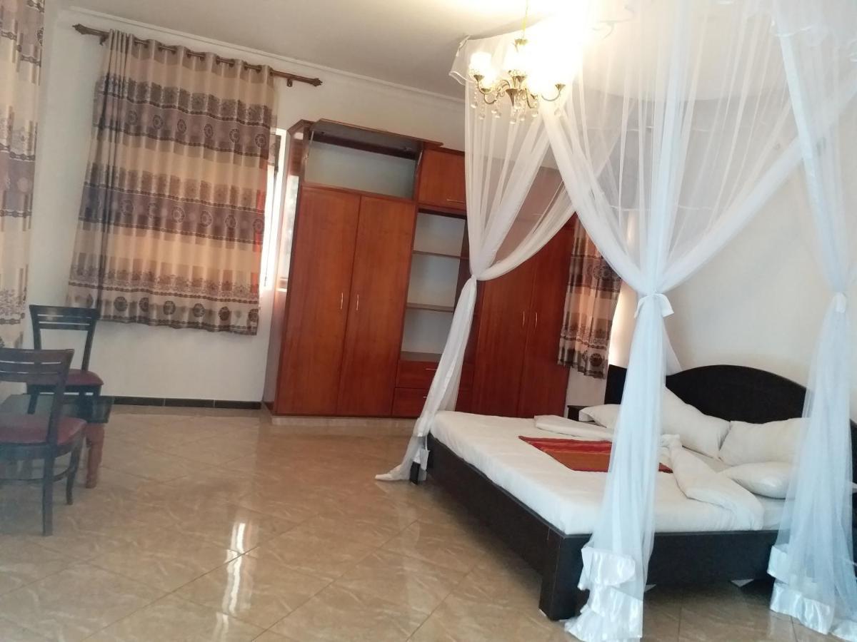 Acactus Hotel Kampala Eksteriør billede